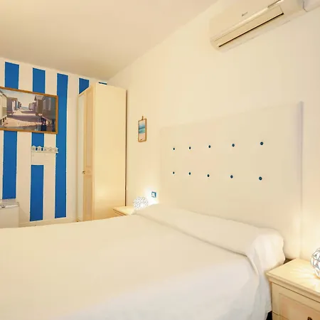 بيت ضيافة Villabeachcity كالياري