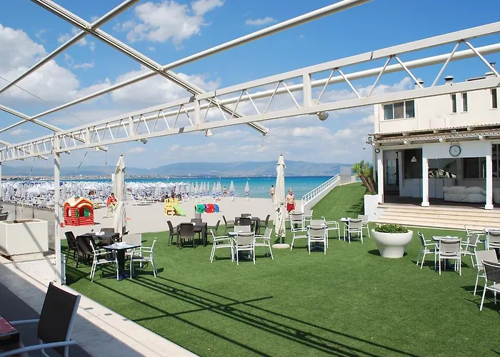 Konukevi Villabeachcity 4*