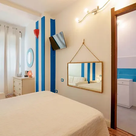 Villabeachcity בית הארחה